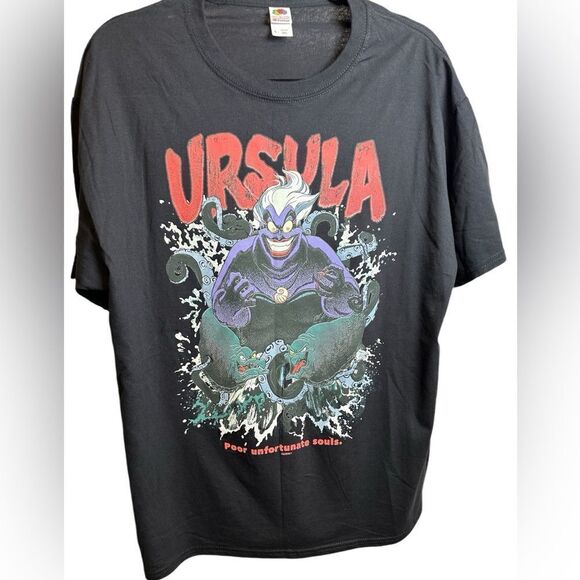 NWOT Fruit of the Loom Unisex Black Short Sleeve Graphic Tee Shirt “URSULA - L - Picture 2 of 5